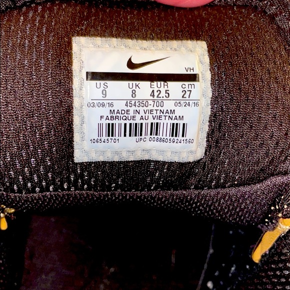 Men’s size 9 Manoa boots. - Picture 6 of 6